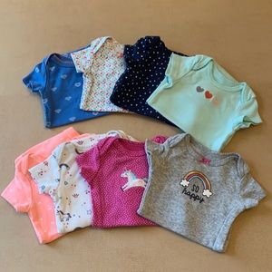 Newborn onesie bundle. Lot of 8 baby girl Carter’s bodysuits in EUC